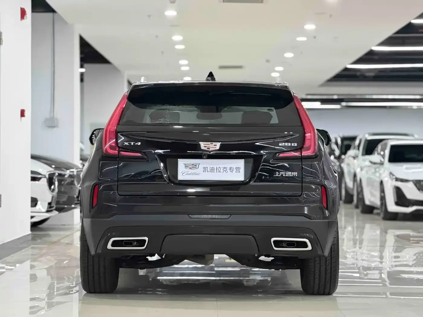 Cadillac XT4 28T 2WD Luxury 2024 — фото 5