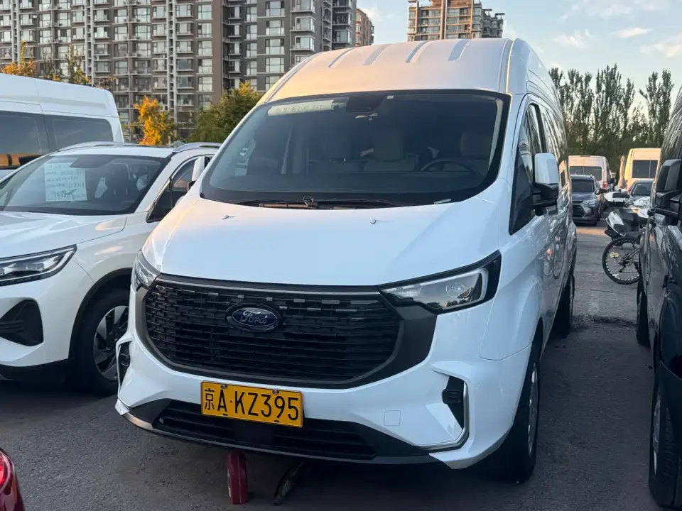 Ford Transit 2.0T Petrol Manual Business Travel Mid-Axis Mid-Roof 10/11/12-seater 2023