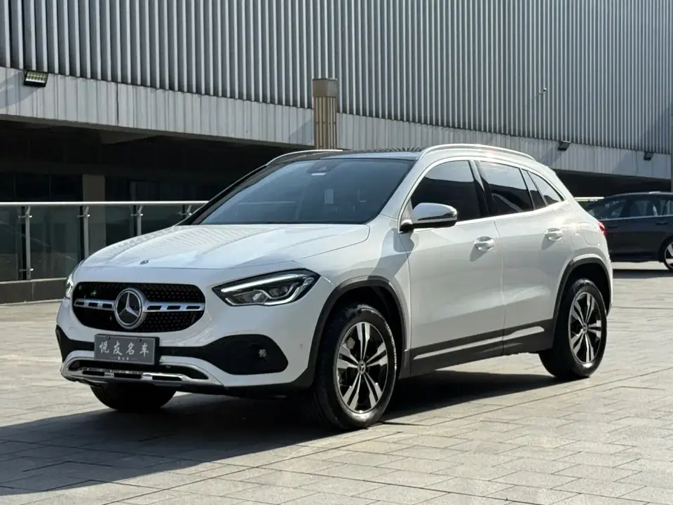 Mercedes-Benz GLA-Class GLA 220 2023