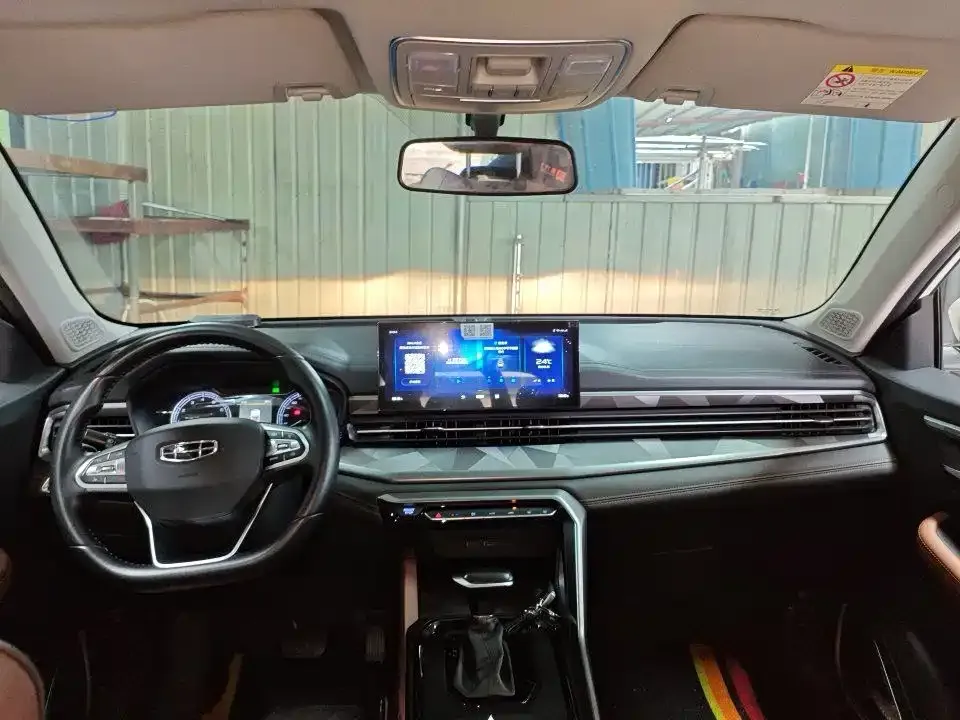Geely Emgrand X6 Model PRO 1.4T Automatic Premium 2022 — фото 4