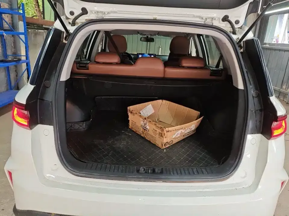 Geely Emgrand X6 Model PRO 1.4T Automatic Premium 2022 — фото 10
