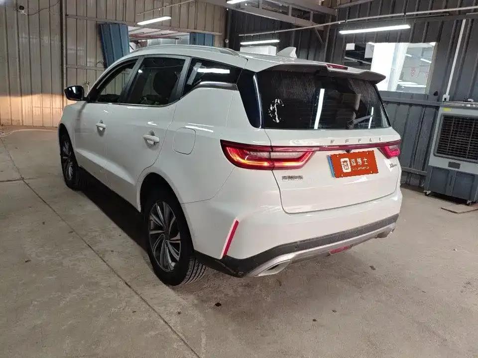 Geely Emgrand X6 Model PRO 1.4T Automatic Premium 2022 — фото 6