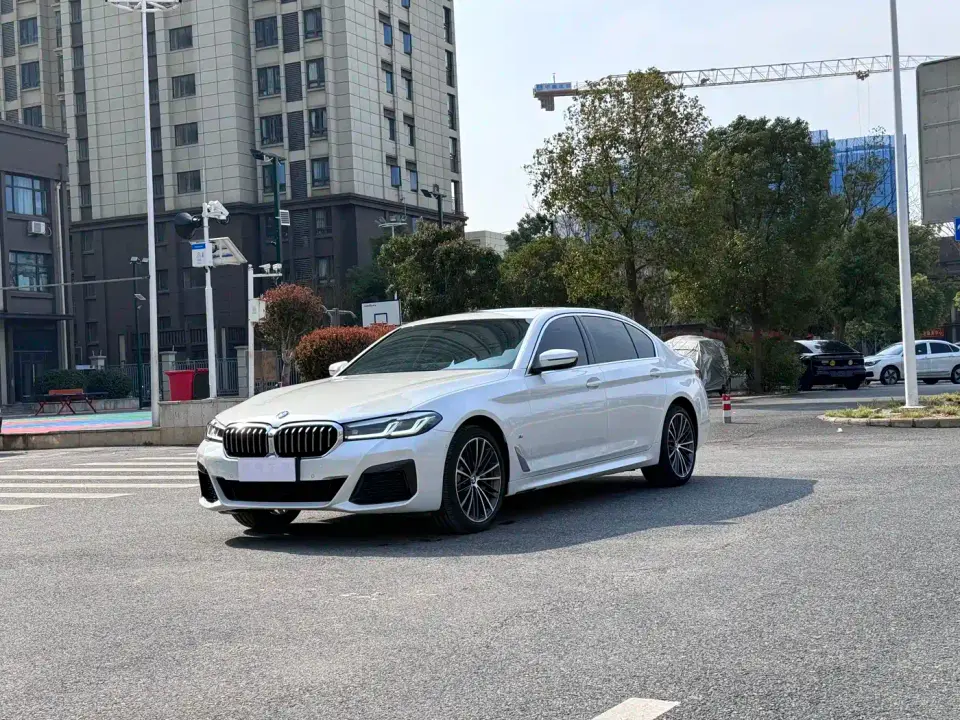 BMW 5 Series 530Li Leading M Sport Package 2023