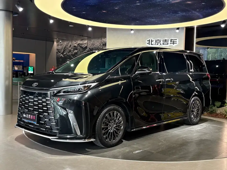Lexus LM Model 500h Four-Seater Imperial Edition 2025