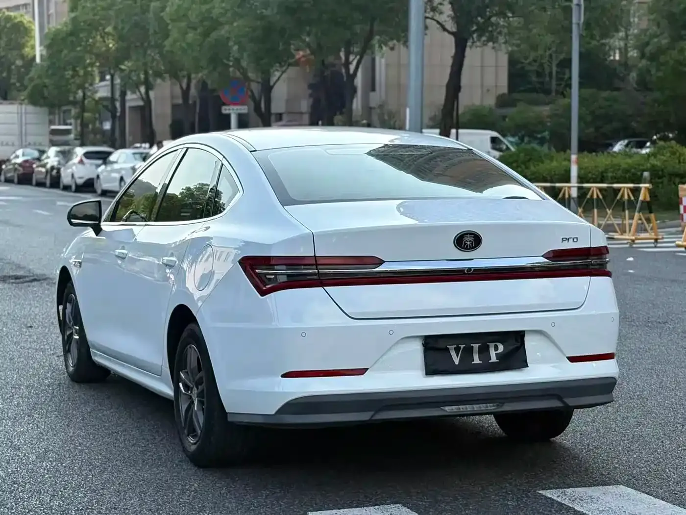 BYD Qin Pro Super Energy Edition 1.5TI Auto Smart Connection Sharp Dynamic Type China V 2019 — фото 7