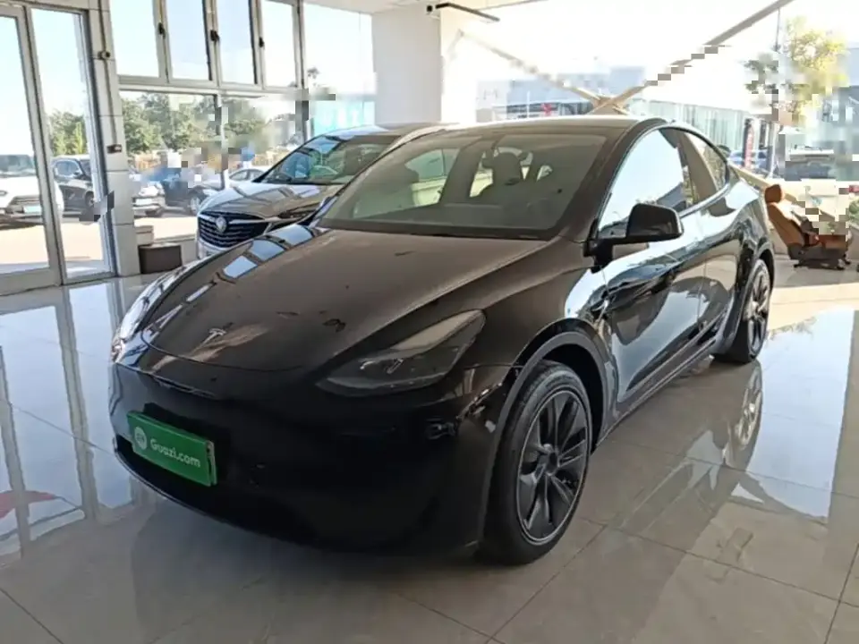 Tesla Model Y Facelift Rear-Wheel Drive Version 2023