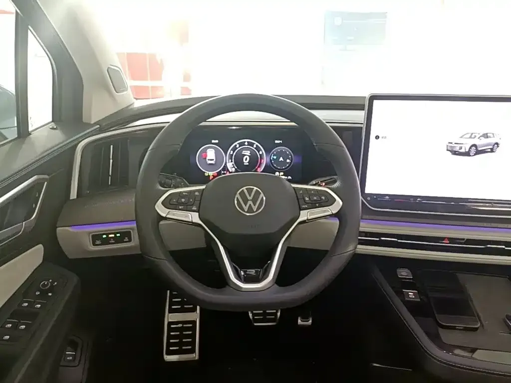 Volkswagen Talagon 450TSI R-Line 6-Seater 2025 — фото 11