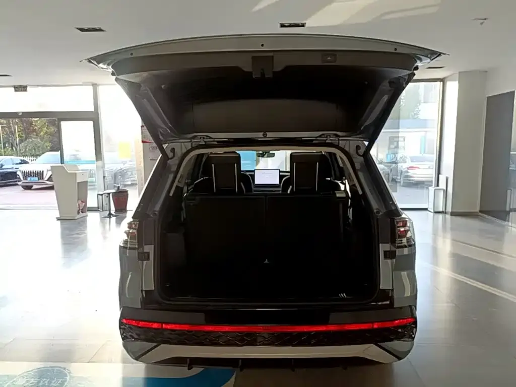 Volkswagen Talagon 450TSI R-Line 6-Seater 2025 — фото 19