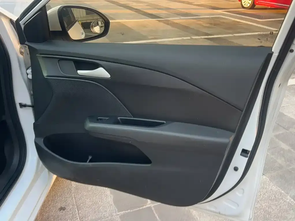 Chevrolet Cavalier 320 Auto Sunroof Enjoyment Edition 2019 — фото 16