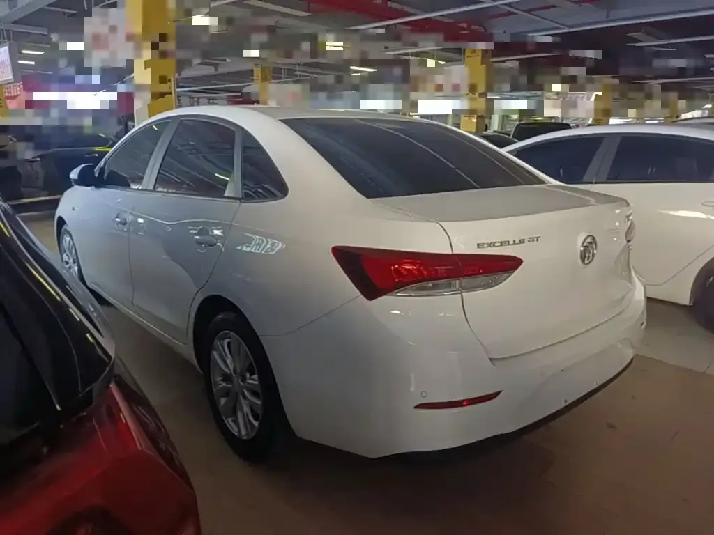 Buick Excelle Exemplar 1.5L Auto Elite 2020 — фото 5