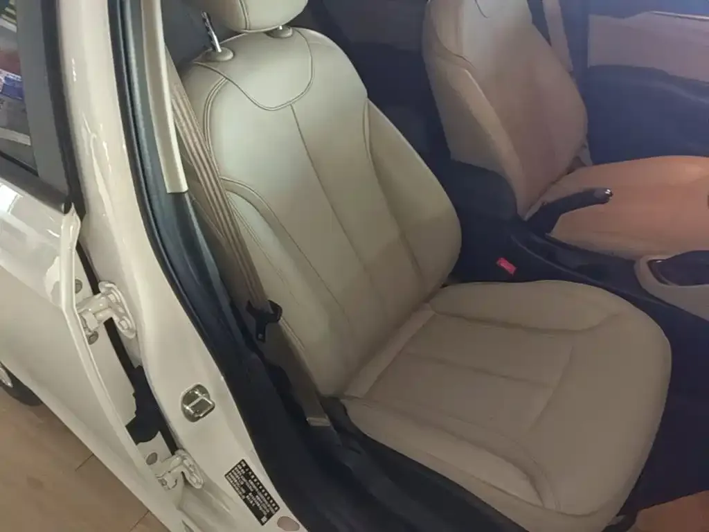 Buick Excelle Exemplar 1.5L Auto Elite 2020 — фото 25