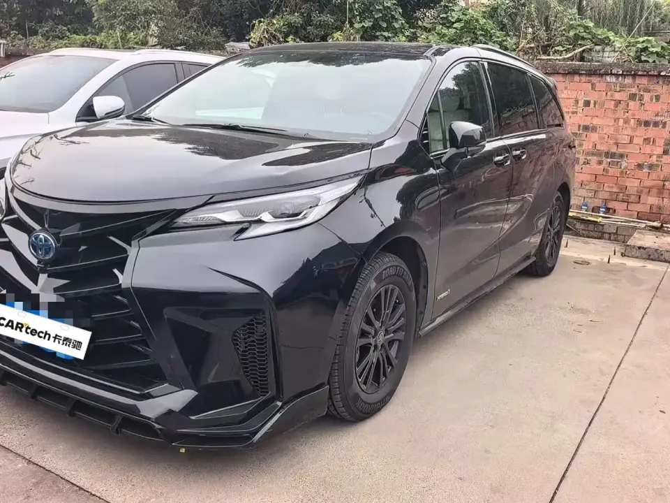 Toyota Sienna 2.5L Hybrid Comfort Edition 2023