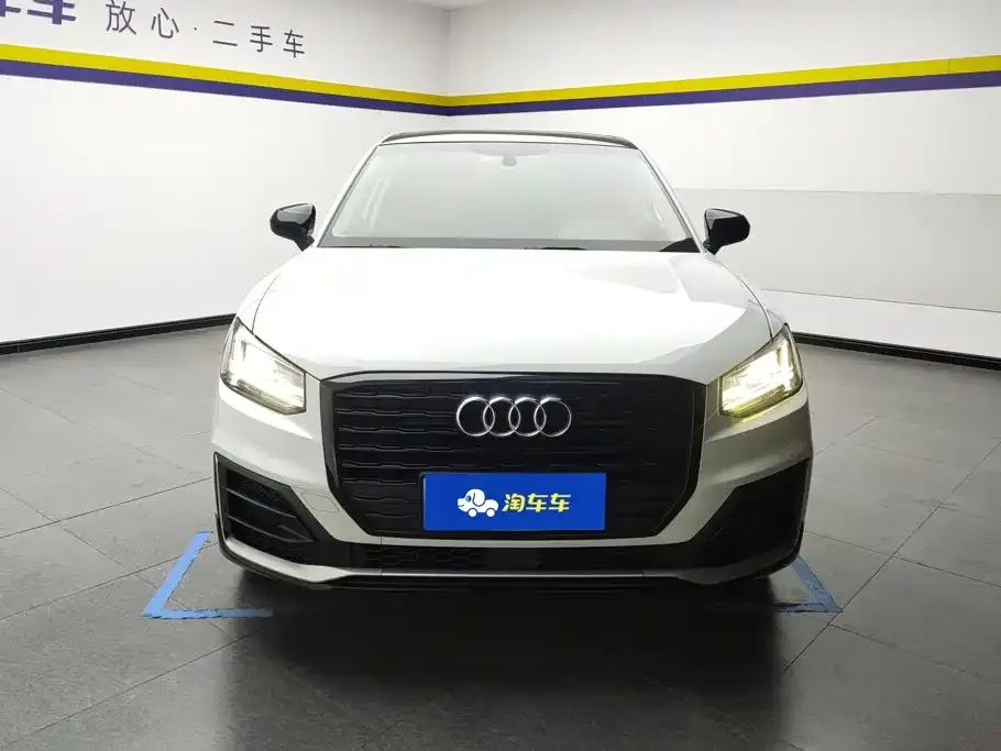 Audi Q2L 35 TFSI Launch Exclusive Edition China VI 2020 — фото 2