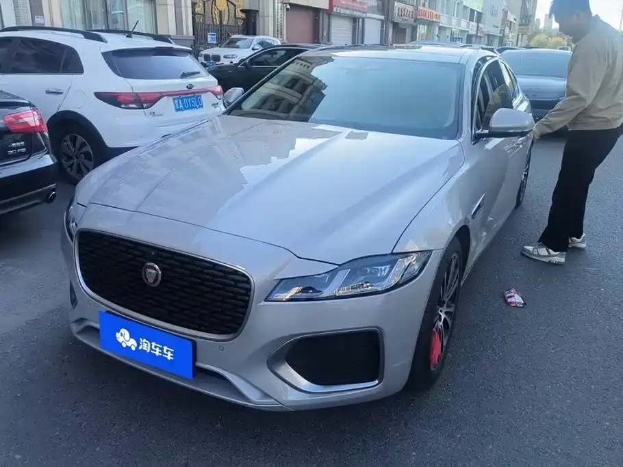 Jaguar XFL 2.0T P250 FWD Luxury Edition 2025