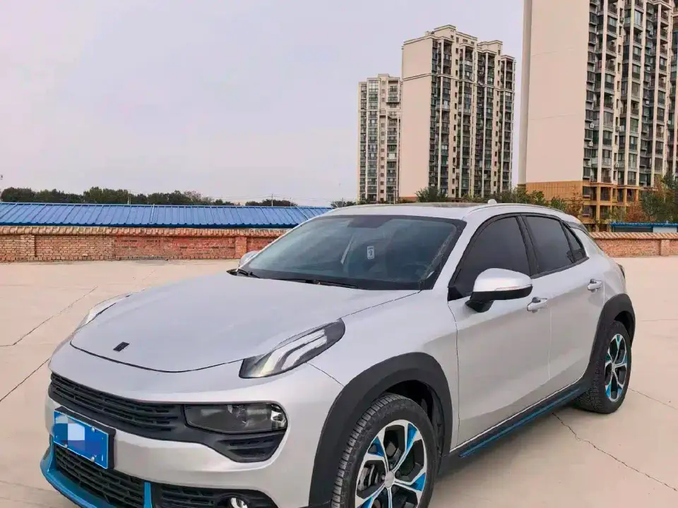 Lynk & Co 02 Model 2.0T Automatic 2WD Funky Music Edition 2020