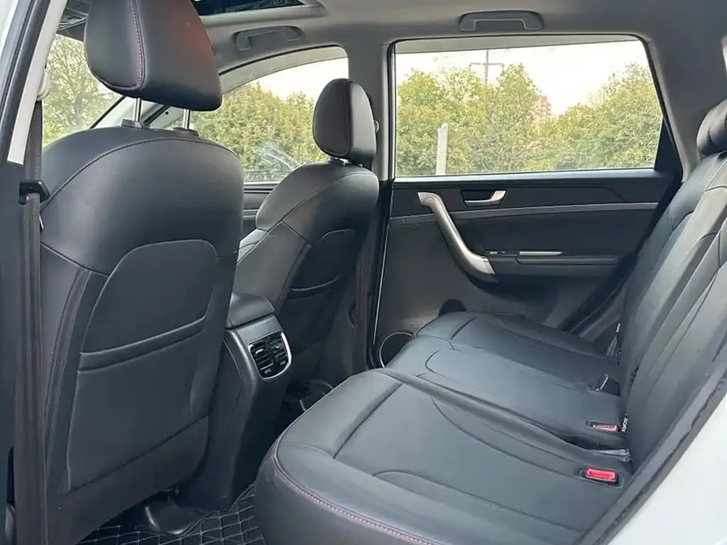Haval M6 1.5T Manual 2WD Elite Type China V 2019 — фото 7