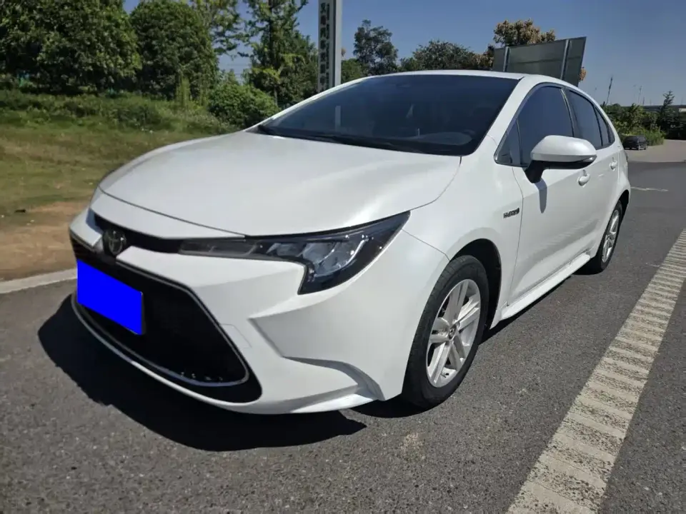 Toyota Levin Dual Engine 1.8H E-CVT Luxury Edition 2020