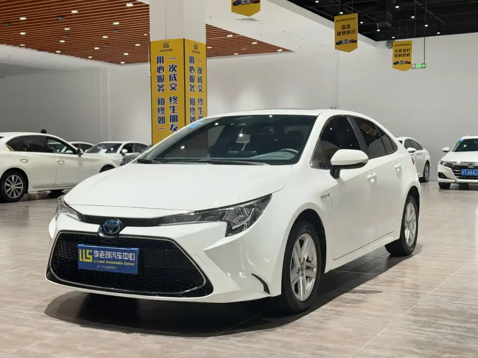 Toyota Levin Dual Engine 1.8H E-CVT Luxury Edition 2022