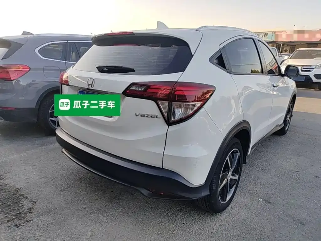 Honda Vezel 1.5L CVT Luxury 2021 — фото 7