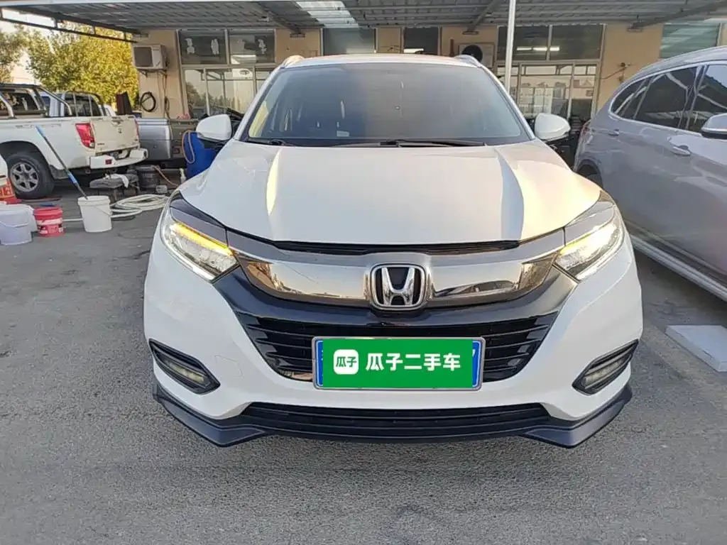 Honda Vezel 1.5L CVT Luxury 2021 — фото 3