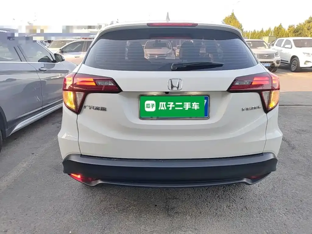 Honda Vezel 1.5L CVT Luxury 2021 — фото 6