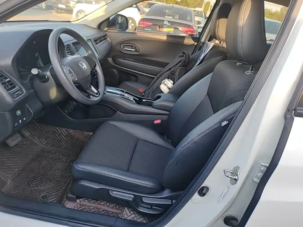 Honda Vezel 1.5L CVT Luxury 2021 — фото 15