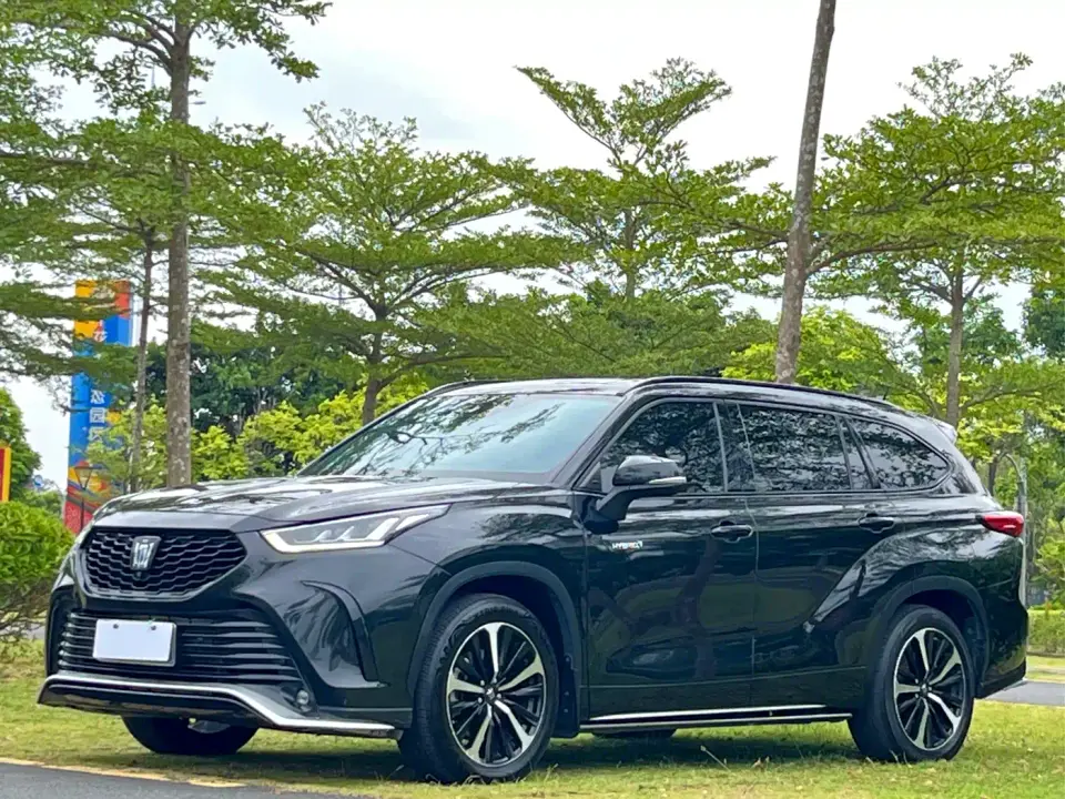 Toyota Crown Kluger 2.5L HEV 4WD Premium Edition 2022
