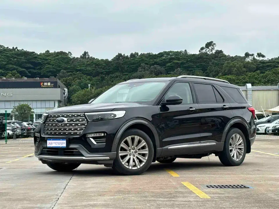 Ford Explorer EcoBoost 285 AWD Titanium Edition 7-Seater 2020
