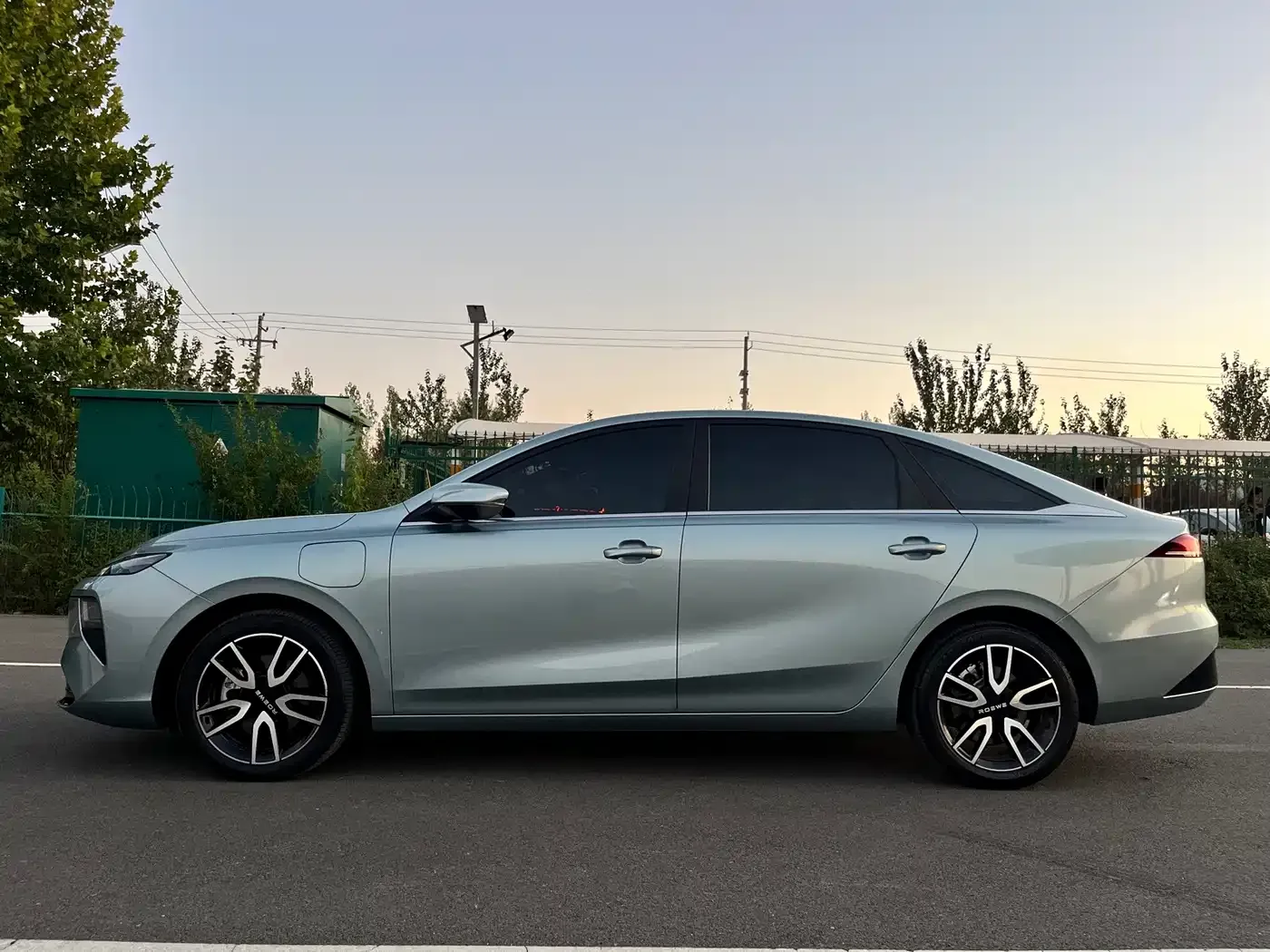 Roewe D6 520km Smart Edition 2025 — фото 4