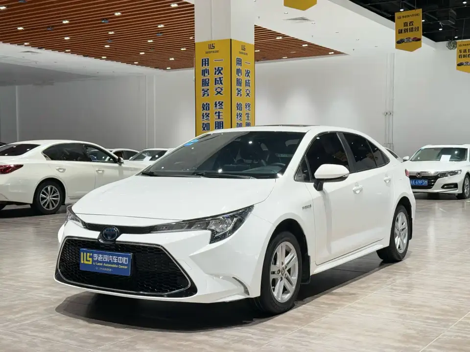 Toyota Levin Dual Engine 1.8H E-CVT Luxury Edition 2022