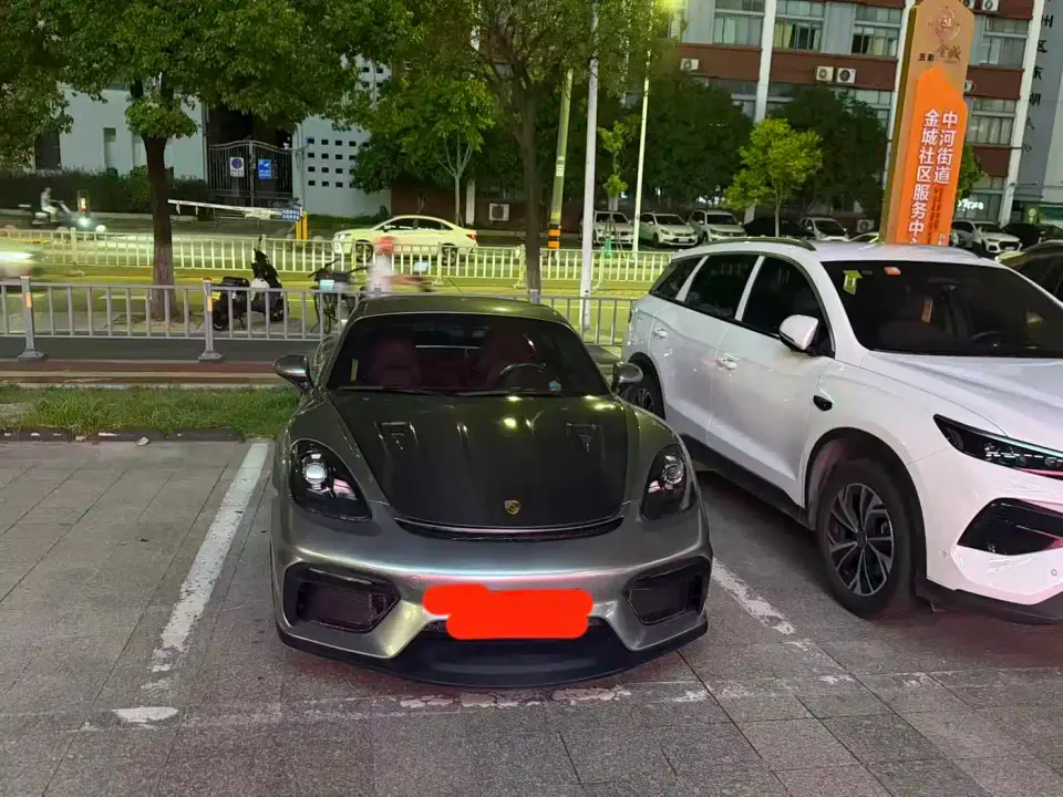 Porsche 718 Cayman 2.0T 2021