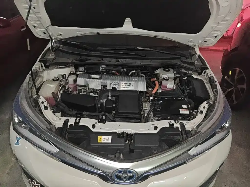 Toyota Corolla Twin Engine E+ 1.8L E-CVT Comfort Edition 2021 — фото 21