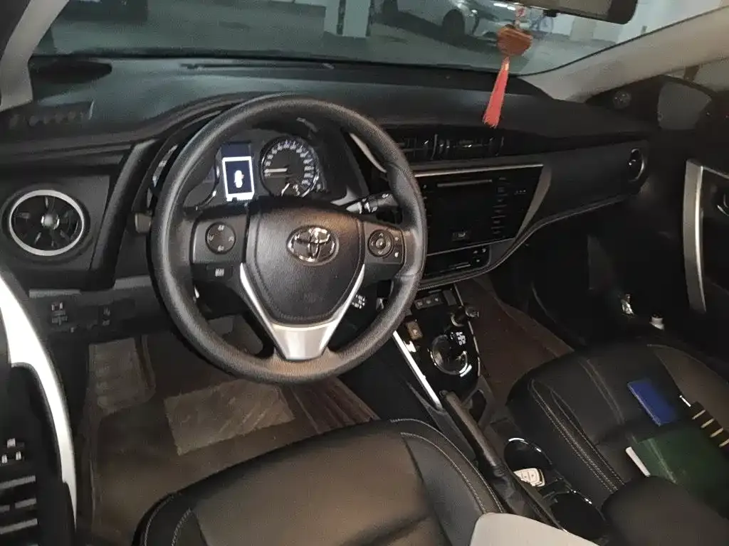 Toyota Corolla Twin Engine E+ 1.8L E-CVT Comfort Edition 2021 — фото 10