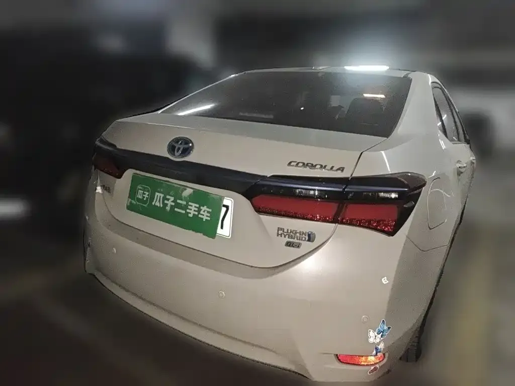 Toyota Corolla Twin Engine E+ 1.8L E-CVT Comfort Edition 2021 — фото 5