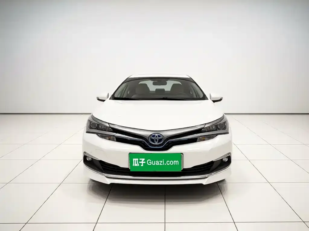Toyota Corolla Twin Engine E+ 1.8L E-CVT Comfort Edition 2021 — фото 2