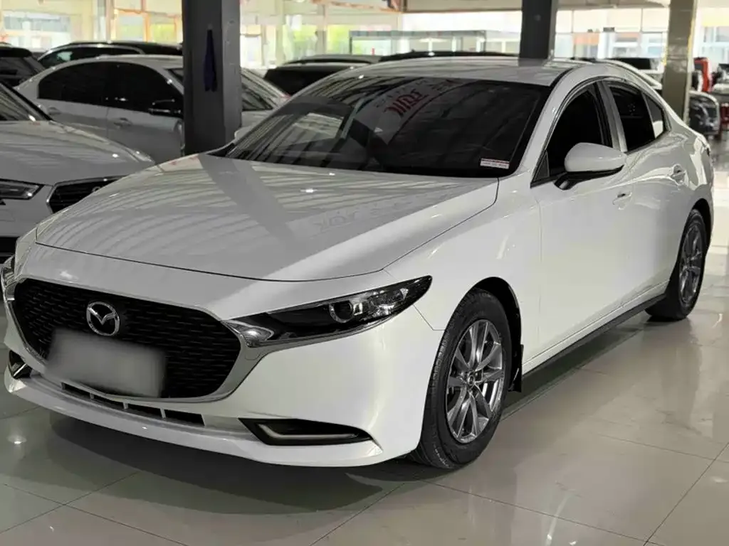 Mazda Mazda3 Axela 1.5L Automatic Zhi Mei Edition 2019 — фото 2