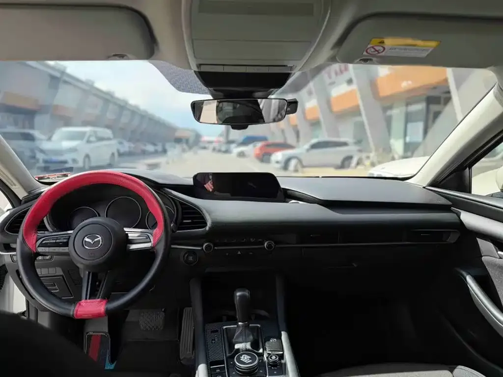 Mazda Mazda3 Axela 1.5L Automatic Zhi Mei Edition 2019 — фото 9