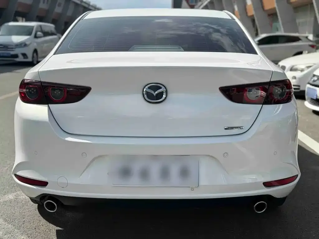 Mazda Mazda3 Axela 1.5L Automatic Zhi Mei Edition 2019 — фото 8
