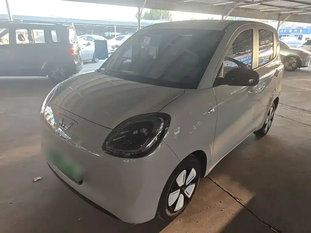 Wuling Motors Hongguang MINIEV 4-Door Advanced 2025 — фото 2