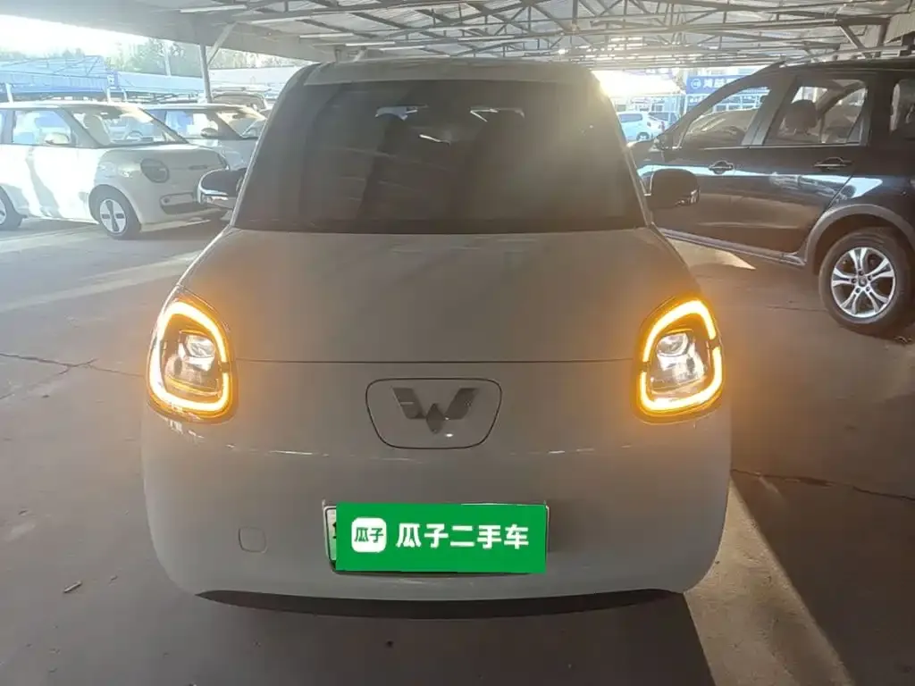 Wuling Motors Hongguang MINIEV 4-Door Advanced 2025 — фото 3
