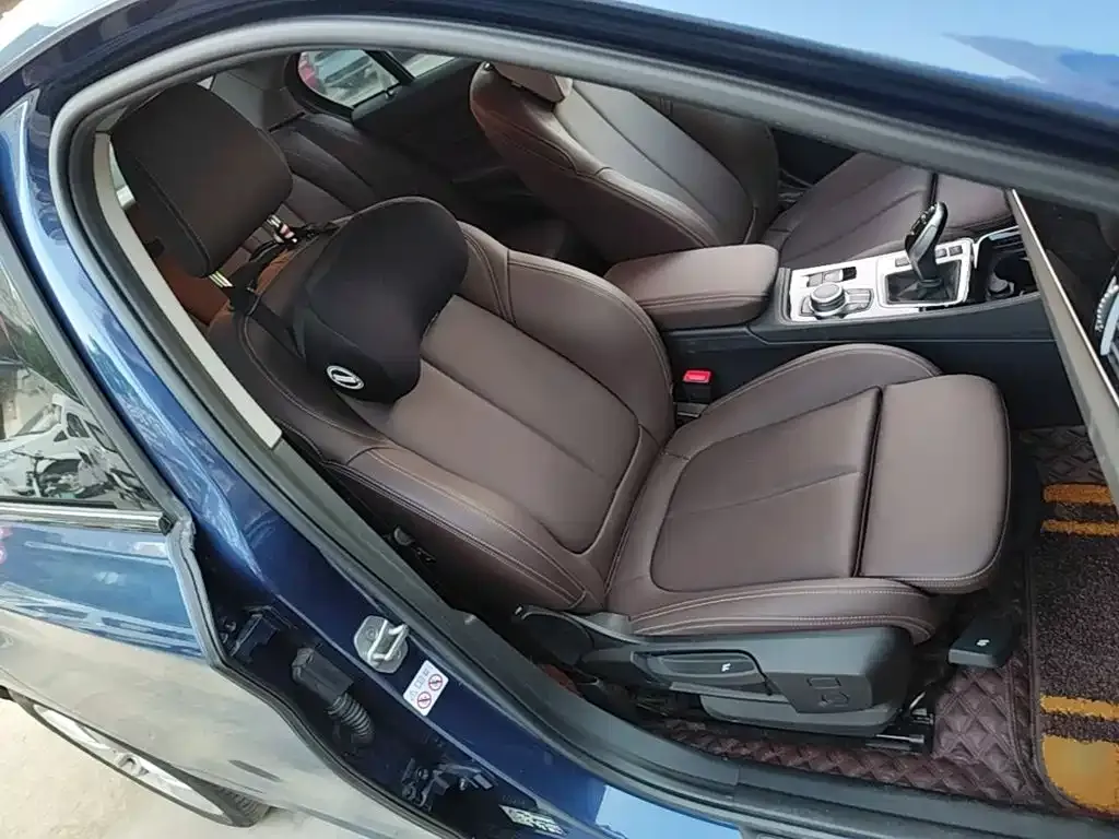BMW 1 Series Facelift 120i M Sport Shadow Edition 2022 — фото 25