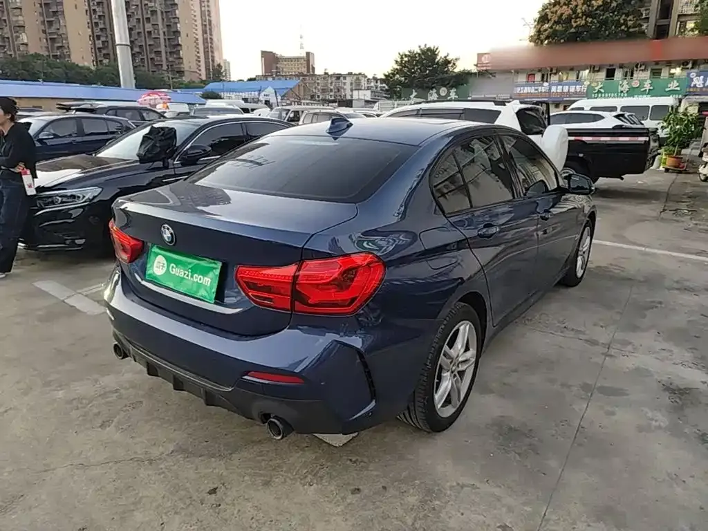 BMW 1 Series Facelift 120i M Sport Shadow Edition 2022 — фото 7