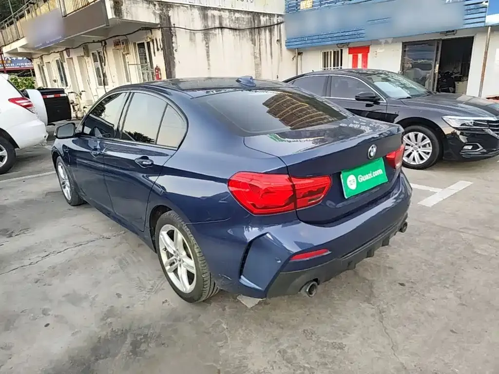 BMW 1 Series Facelift 120i M Sport Shadow Edition 2022 — фото 5
