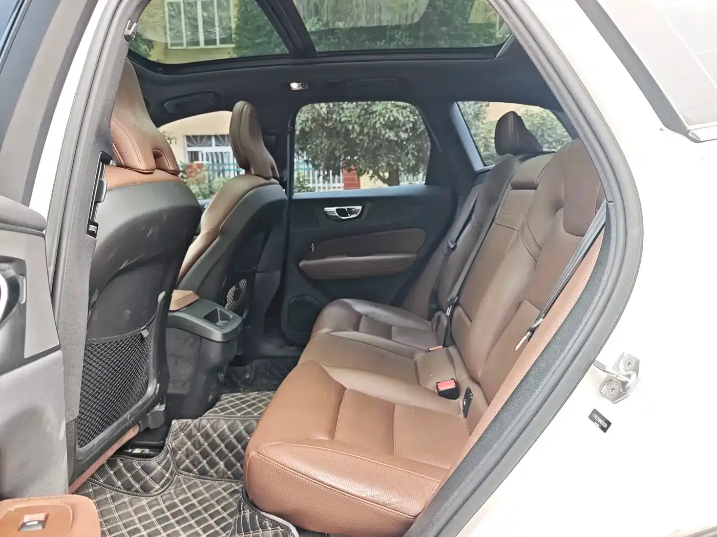 Volvo XC60 T5 AWD Momentum 2020 — фото 8