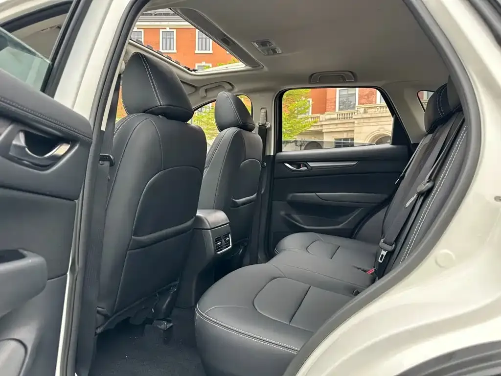 Mazda CX-5 2.5L Automatic 2WD Premium 2022 — фото 9