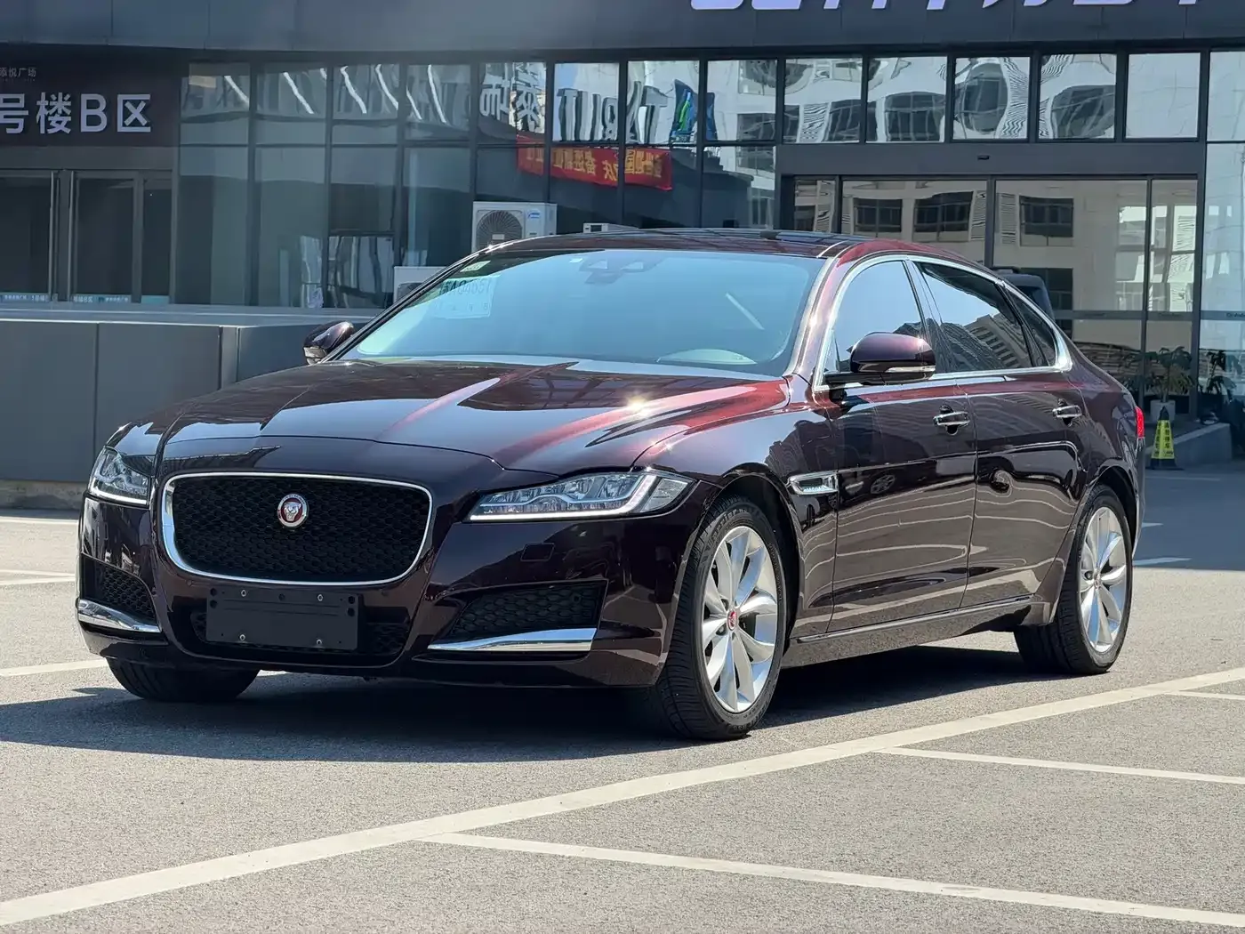 Jaguar XFL XFL 2.0T P250 2WD Premium Luxury Edition 2021