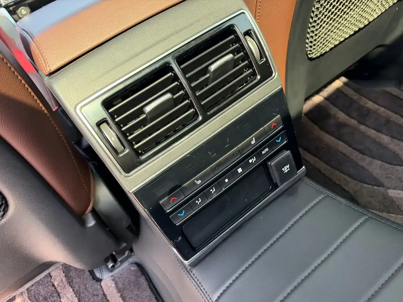 Jaguar XFL XFL 2.0T P250 2WD Premium Luxury Edition 2021 — фото 11