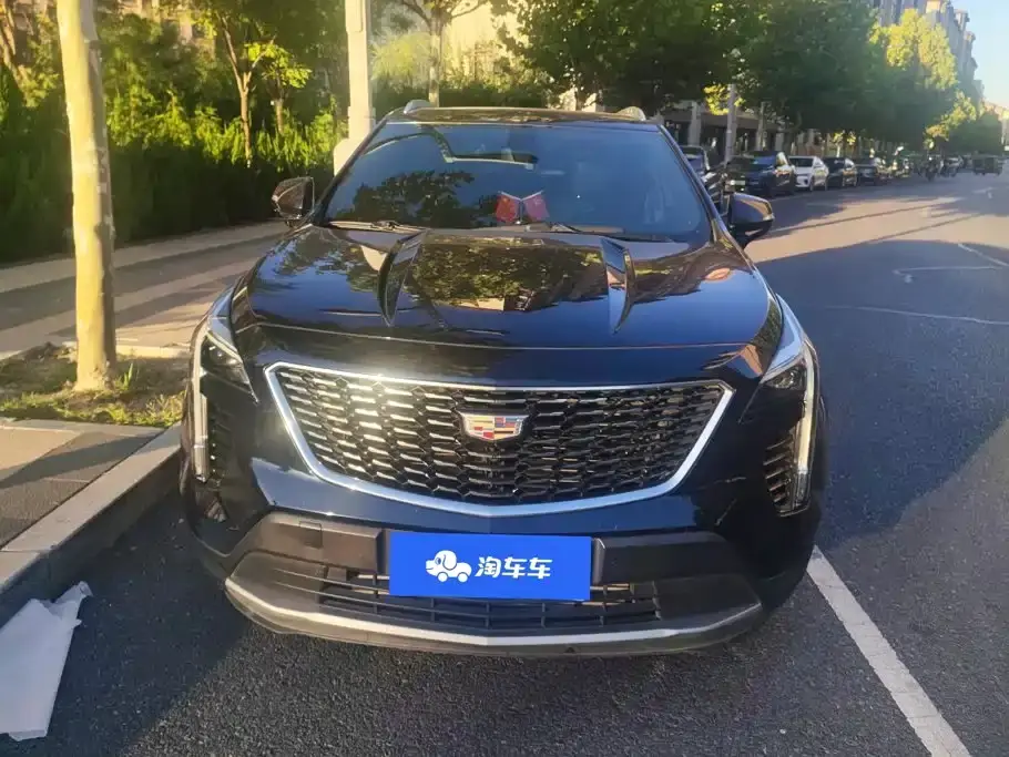 Cadillac XT4 28T FWD Luxury Edition 2021