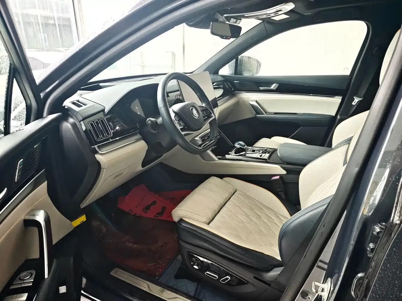 BYD Tang New Energy EV 635KM AWD Flagship 2022 — фото 2