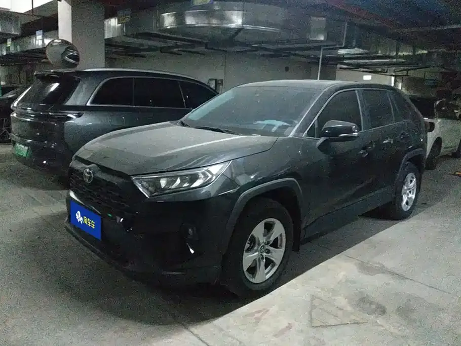 Toyota RAV4 Rongfang 2.0L CVT 2WD Urban Edition 2024